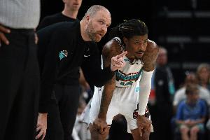 星空体育app-张佳玮谈詹金斯被解雇:多少有点赌 就怕休赛期边送球员边找老李